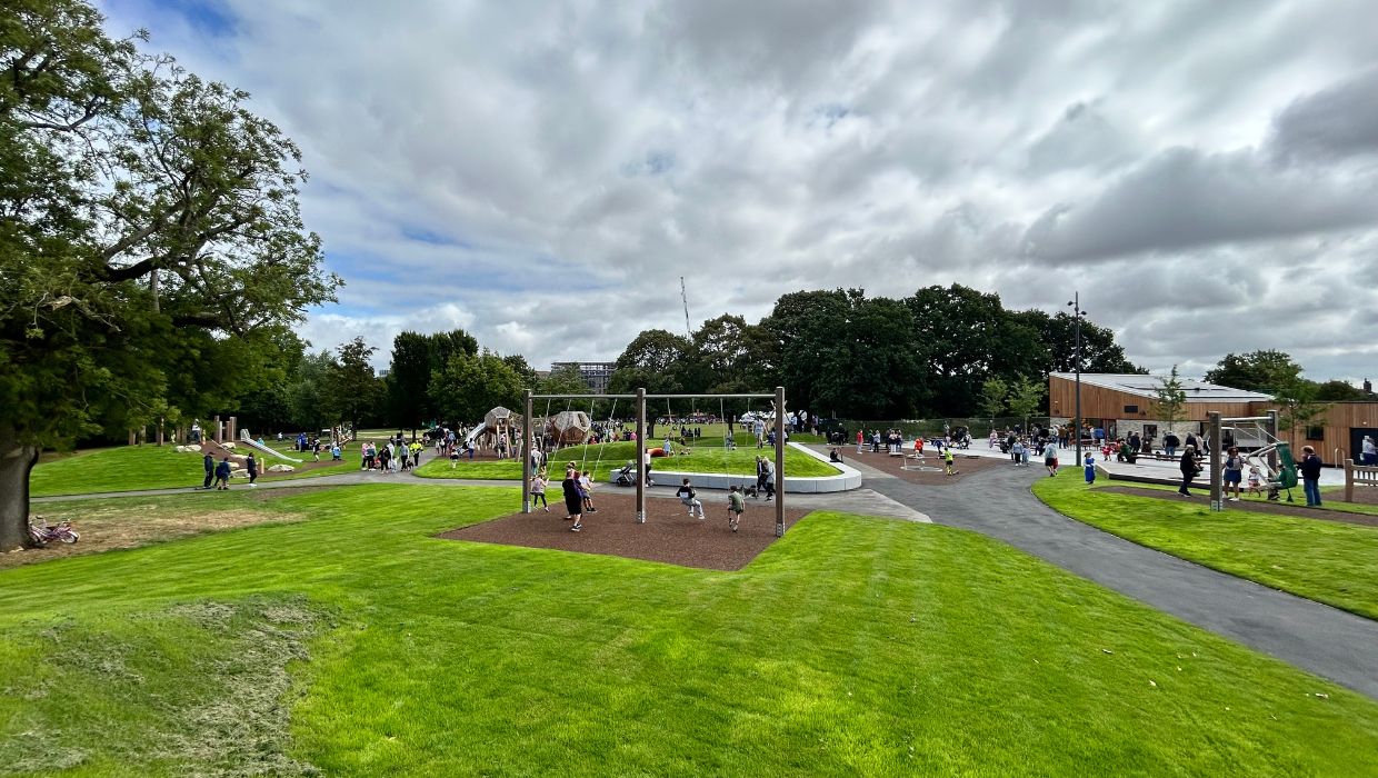 Victoria Park play area and community hub