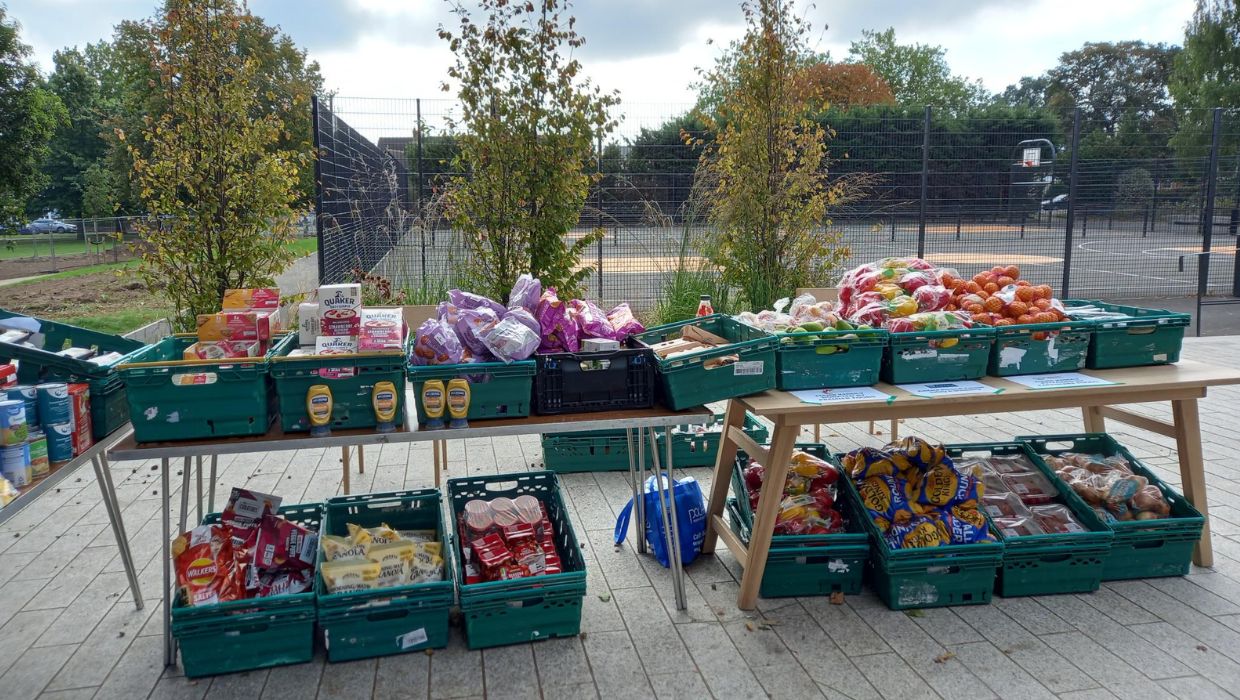 Fresh fruit and vegetables being provided to the community 